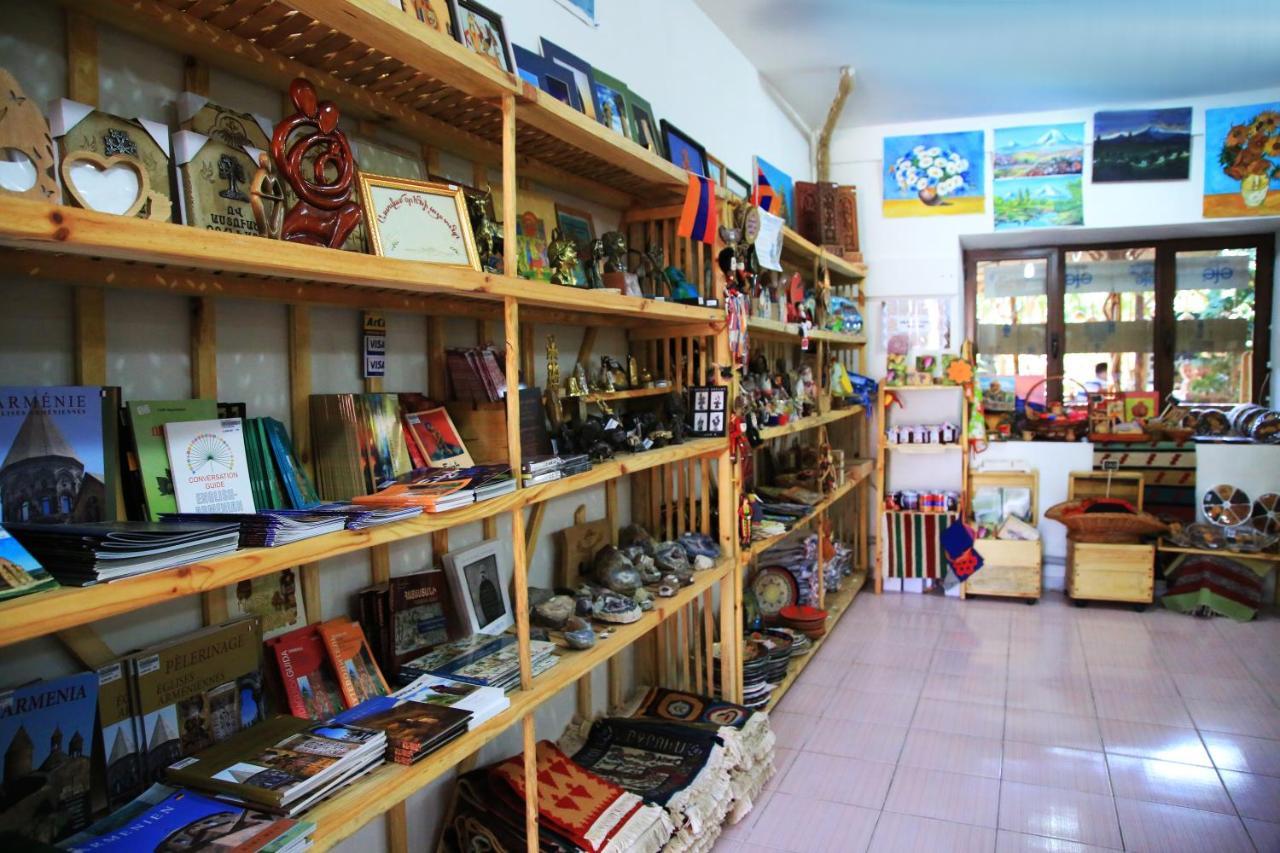 Machanents Art Hotel Vagharshapat Zewnętrze zdjęcie